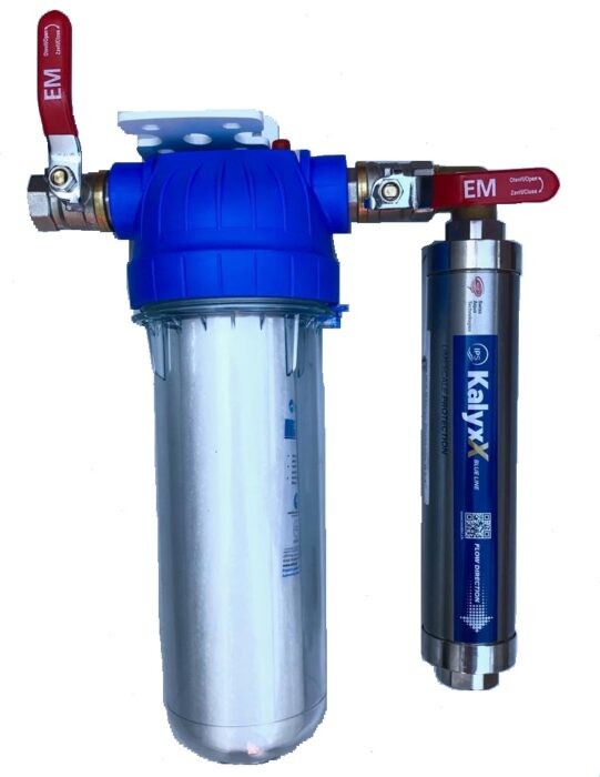 Změkčovač vody IPS Kalyxx BlueLine - G 1/2" s filtrem a kohouty - vertikální montáž